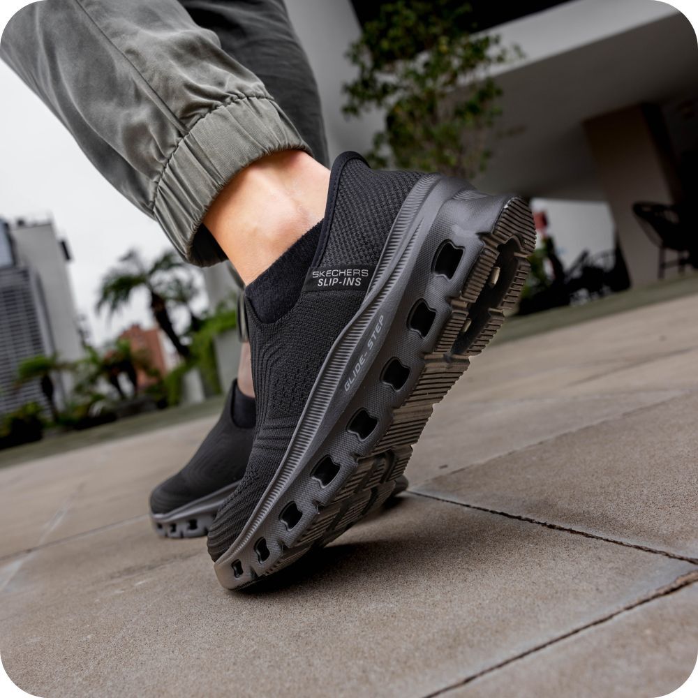 The Ultimate Skechers Travel Shoe Guide